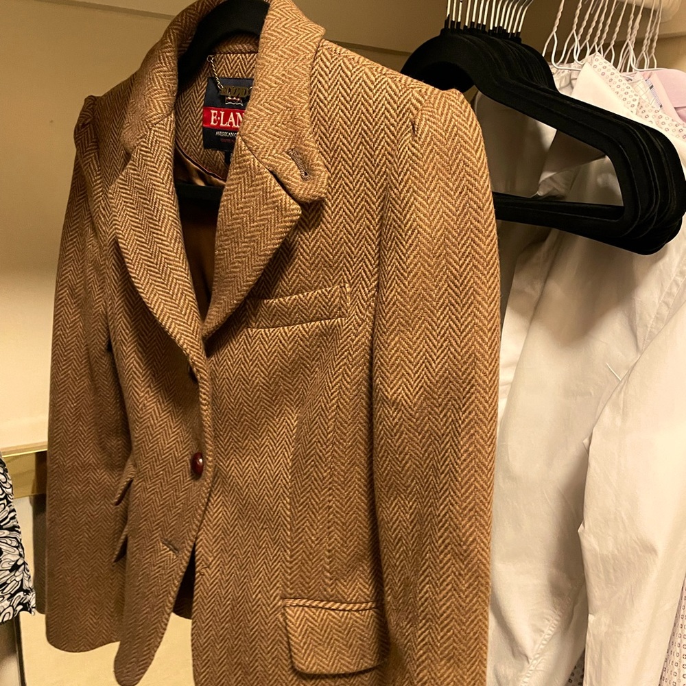 E-land women jacket. 99% new. tweed, 100% wool. S size, fitted waistline